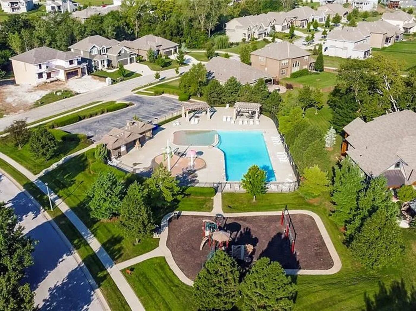 Aerial view of the Stonebridge Village community pool and green space
